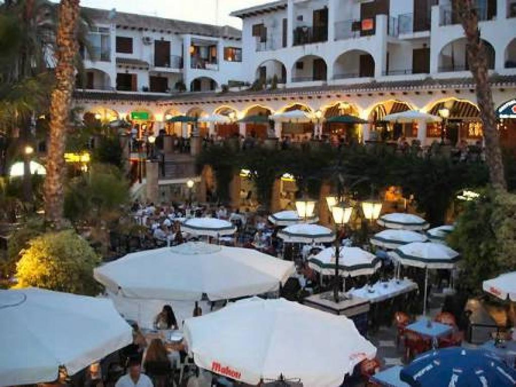 Apartment In Villamartin الغرفة الصورة
